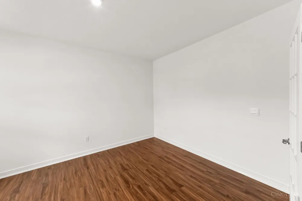 8729 Deer Glen Court Miami, OH 45002