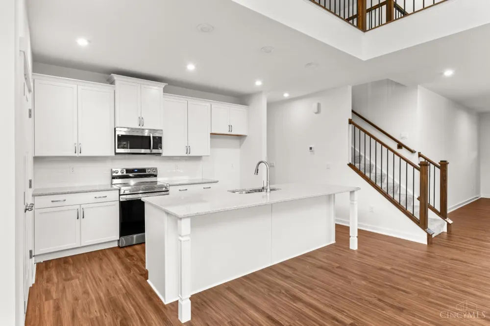 8729 Deer Glen Court Miami, OH 45002
