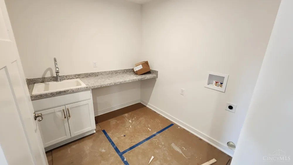 8729 Deer Glen Court Miami, OH 45002