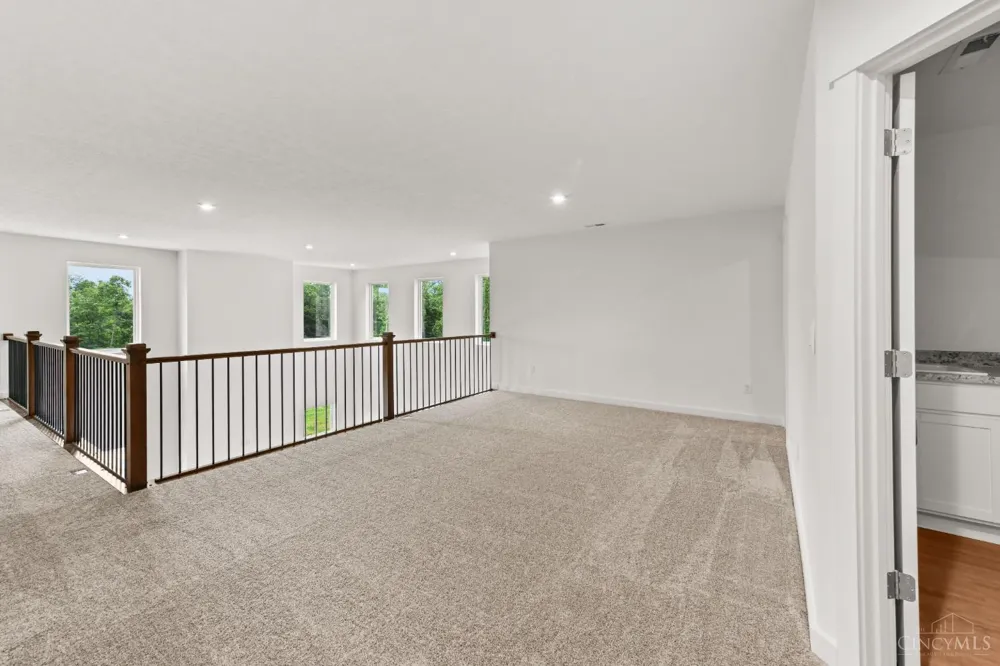 8729 Deer Glen Court Miami, OH 45002