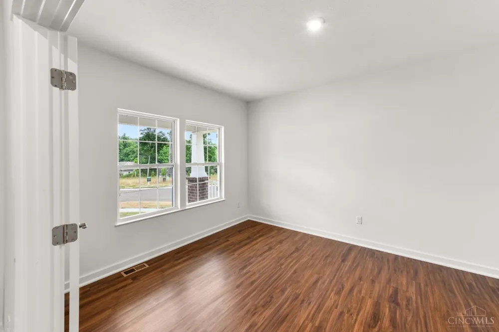 8729 Deer Glen Court Miami, OH 45002