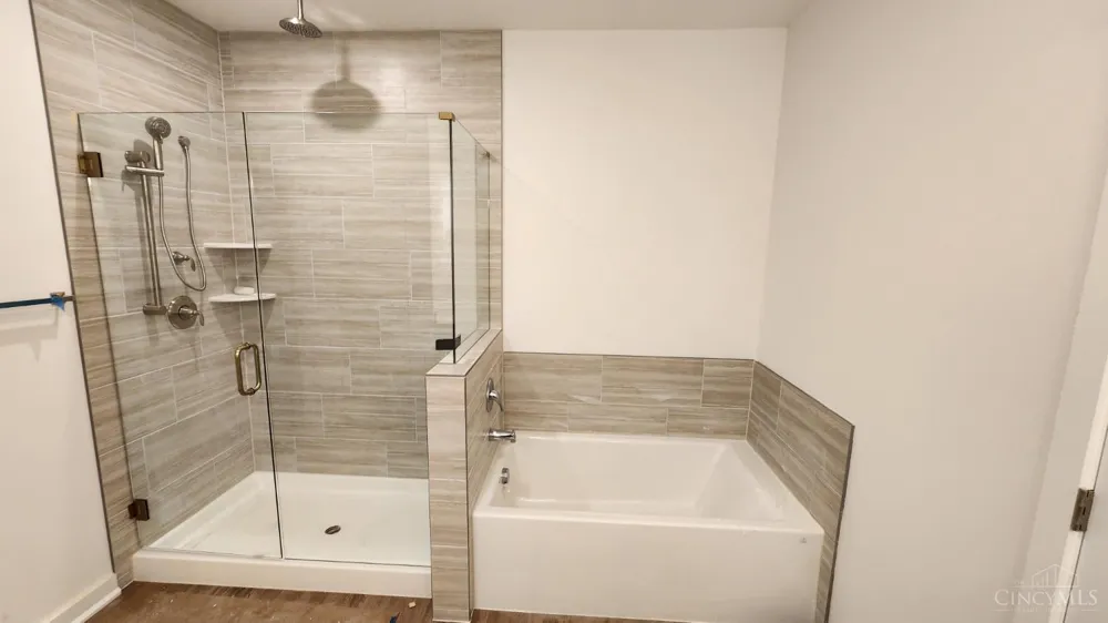 8729 Deer Glen Court Miami, OH 45002
