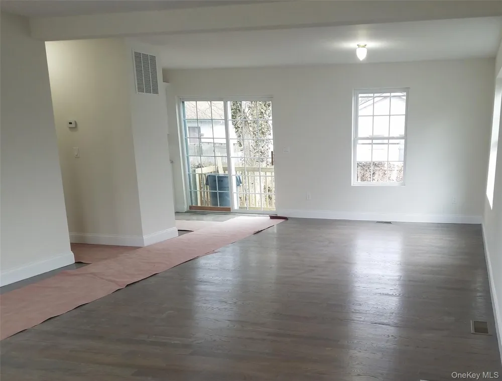 N/C ROBINSON DRIVE Shirley, NY 11967