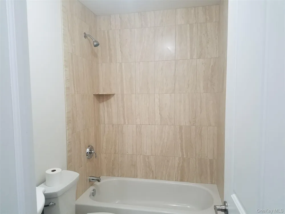 N/C ROBINSON DRIVE Shirley, NY 11967