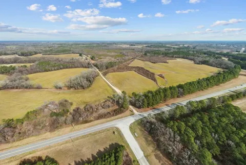 407 Avents Lane