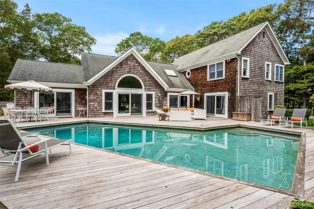 38 Pheasant Run Quogue, NY 11959