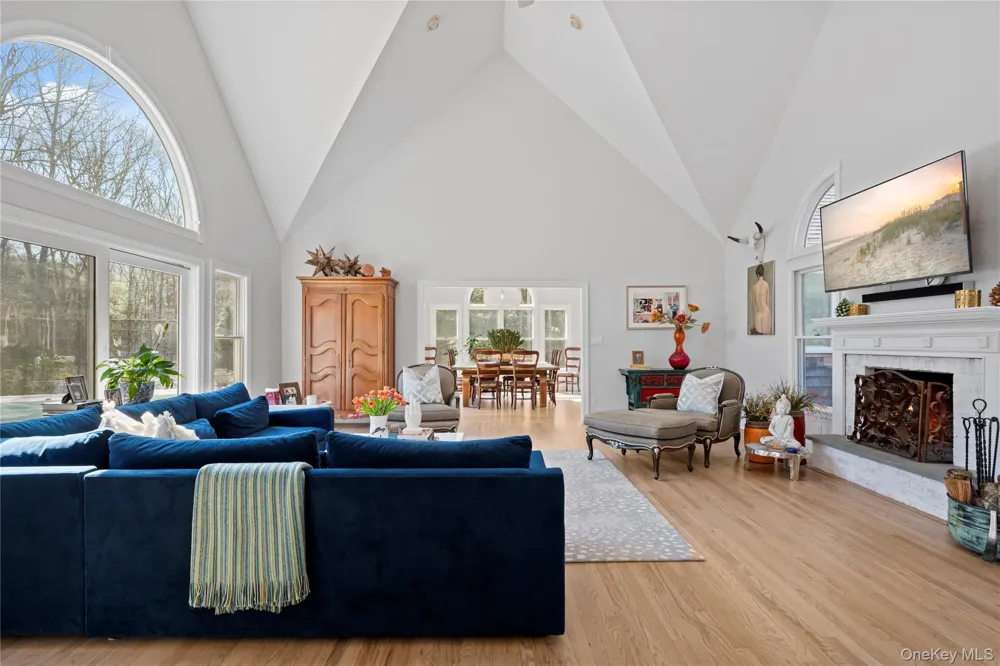 38 Pheasant Run Quogue, NY 11959