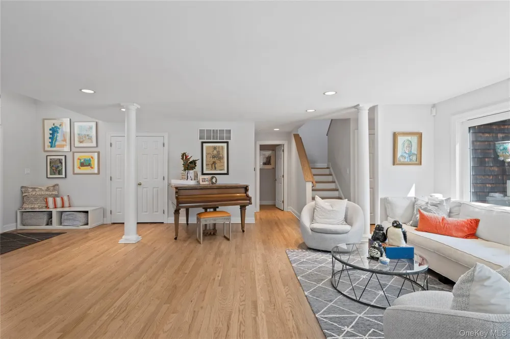 38 Pheasant Run Quogue, NY 11959