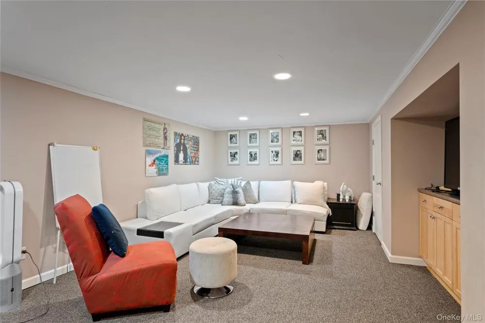 38 Pheasant Run Quogue, NY 11959