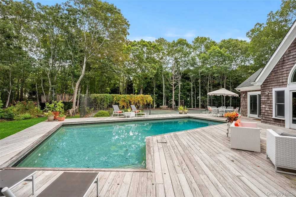 38 Pheasant Run Quogue, NY 11959