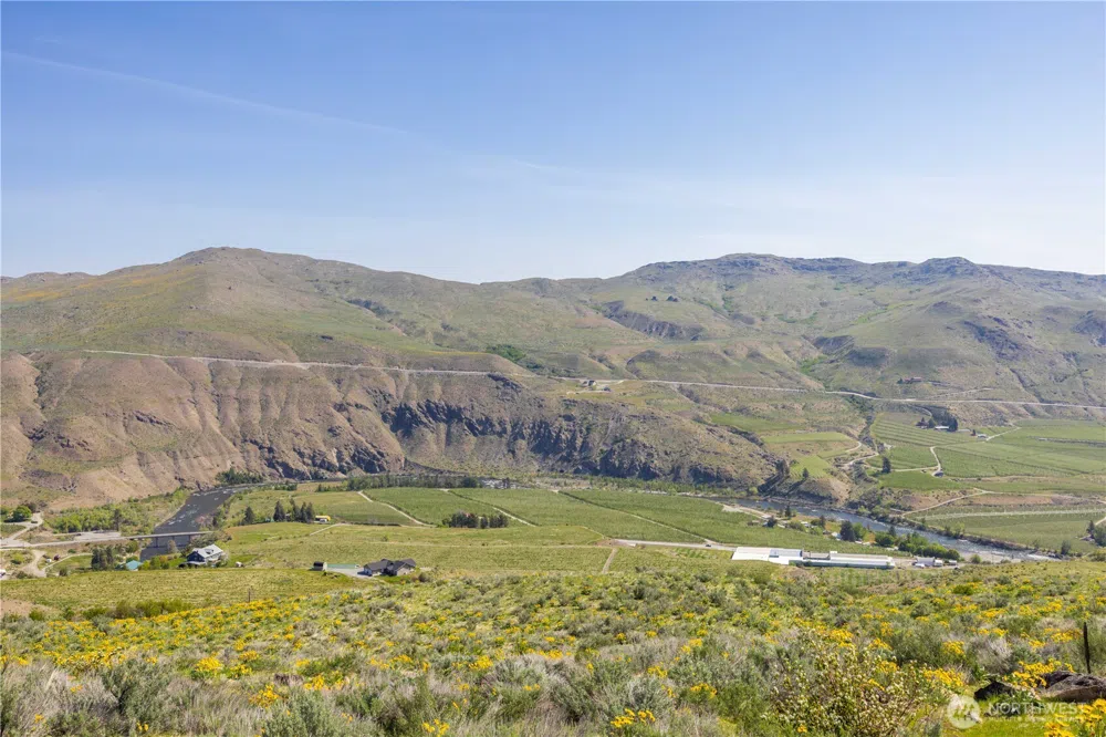 0 Goat Ridge Lot 7 - Hwy 153 #7 Pateros, WA 98846