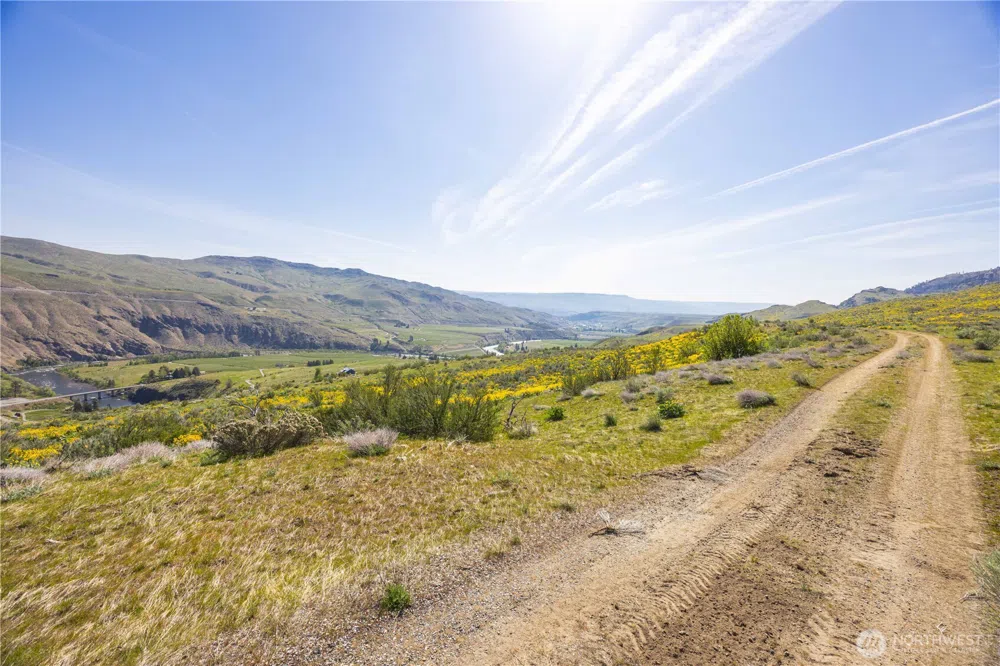 0 Goat Ridge Lot 5 - Hwy 153 #5 Pateros, WA 98846
