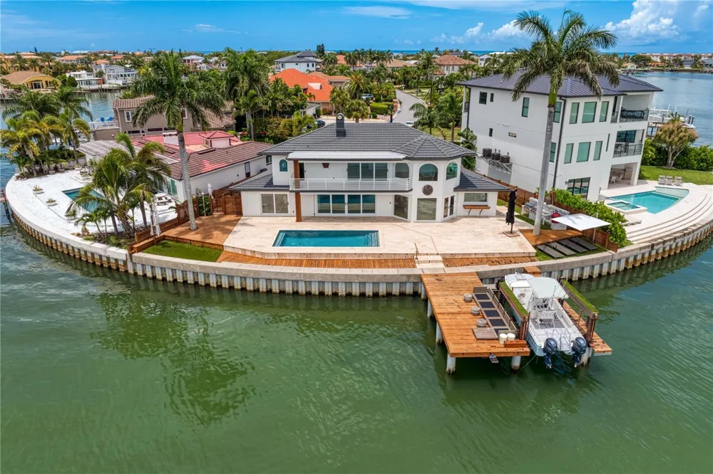 2250 DONATO DRIVE Belleair Beach, FL 33786