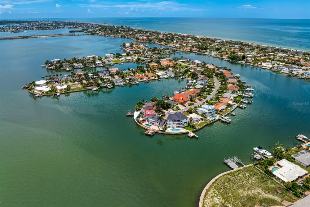 2250 DONATO DRIVE Belleair Beach, FL 33786