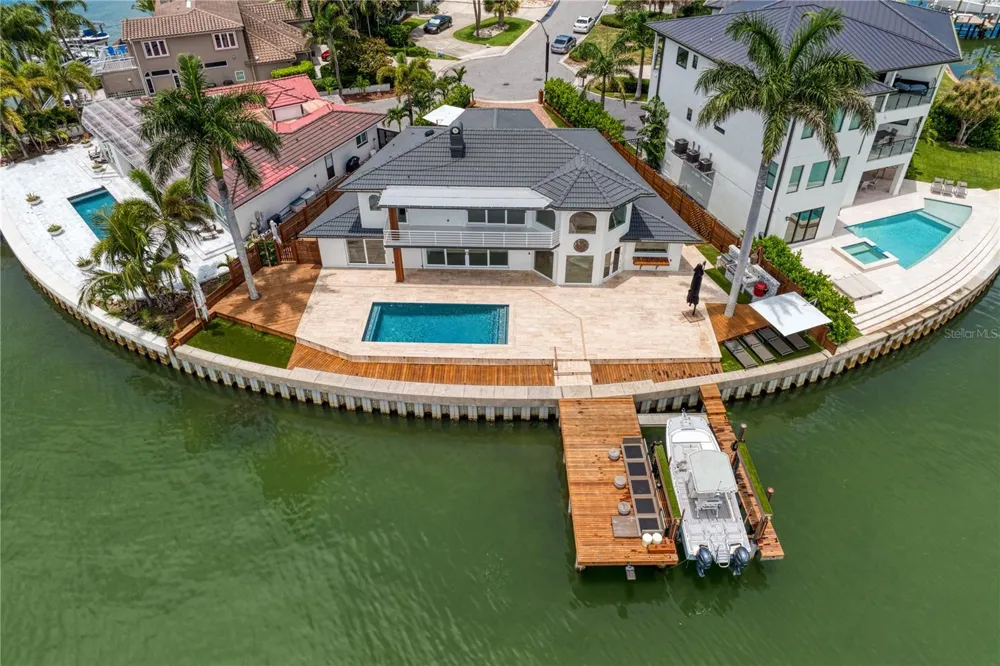 2250 DONATO DRIVE Belleair Beach, FL 33786