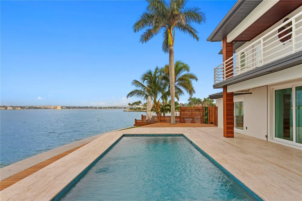 2250 DONATO DRIVE Belleair Beach, FL 33786