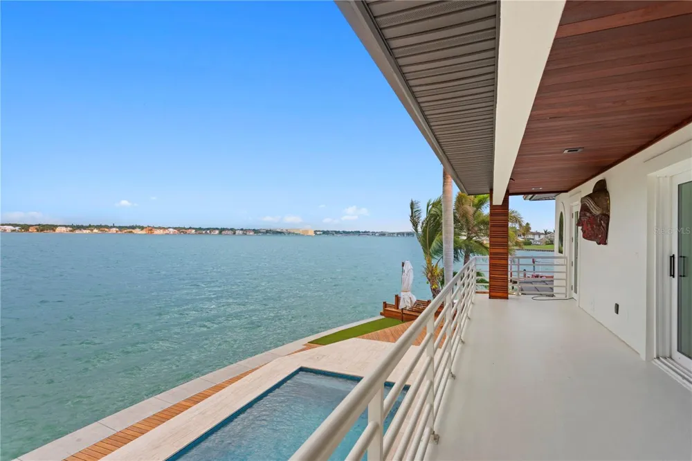 2250 DONATO DRIVE Belleair Beach, FL 33786