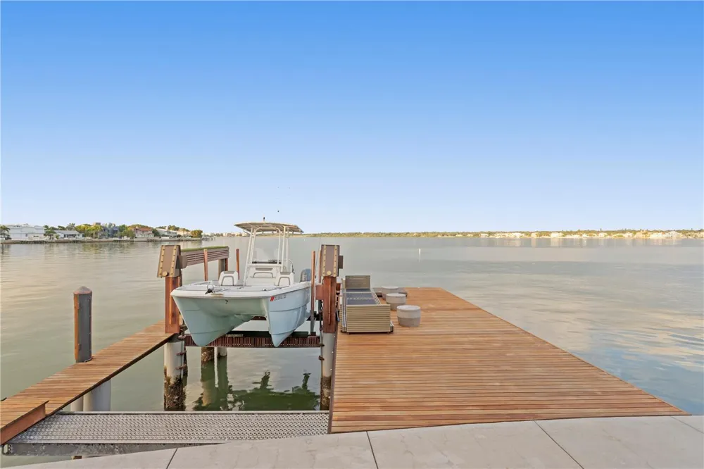 2250 DONATO DRIVE Belleair Beach, FL 33786