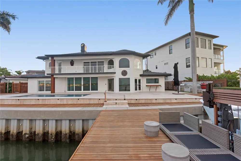 2250 DONATO DRIVE Belleair Beach, FL 33786