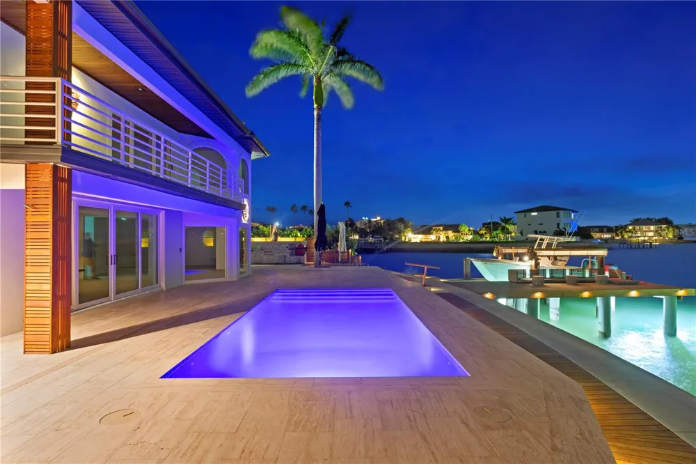 2250 DONATO DRIVE Belleair Beach, FL 33786