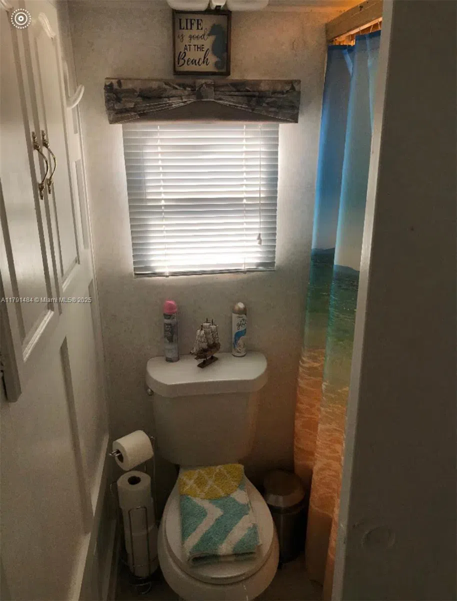 325 Calusa St #5 Key Largo, FL 33037