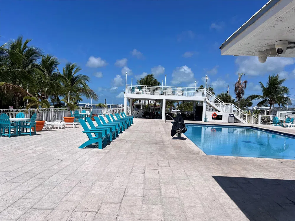 325 Calusa St #5 Key Largo, FL 33037
