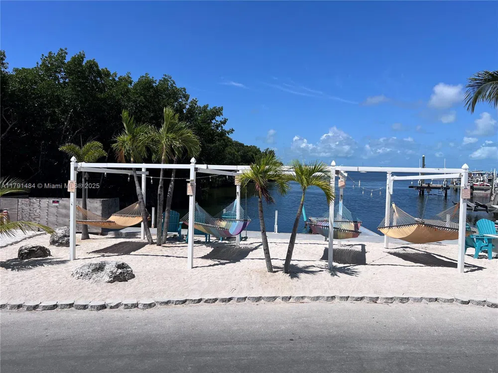 325 Calusa St #5 Key Largo, FL 33037