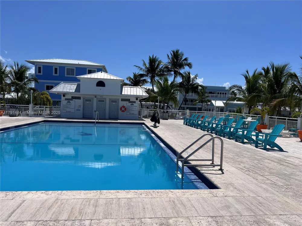 325 Calusa St #5 Key Largo, FL 33037