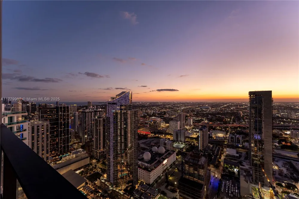 1000 Biscayne Blvd #5801 Miami, FL 33132