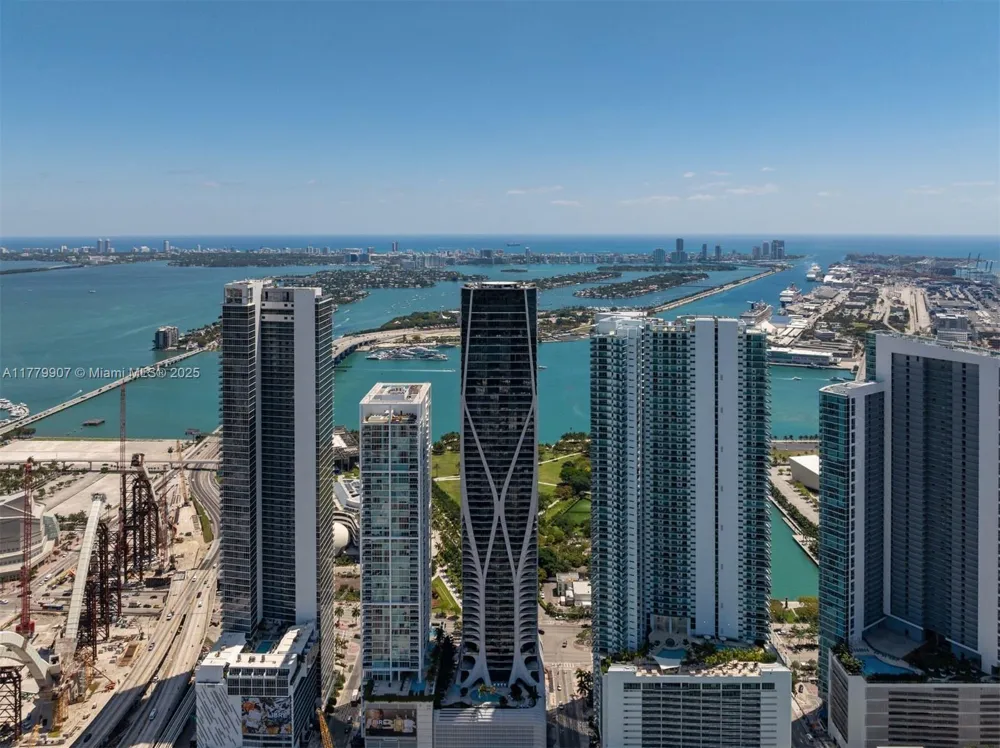1000 Biscayne Blvd #5801 Miami, FL 33132