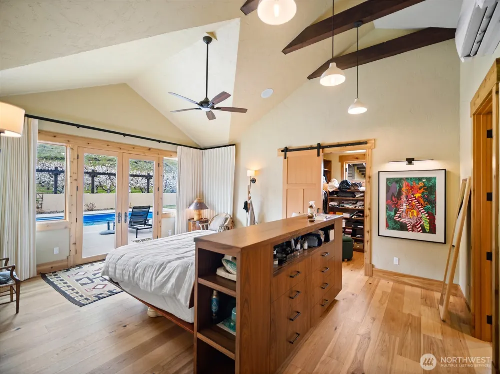 5814 Colockum Road Malaga, WA 98828