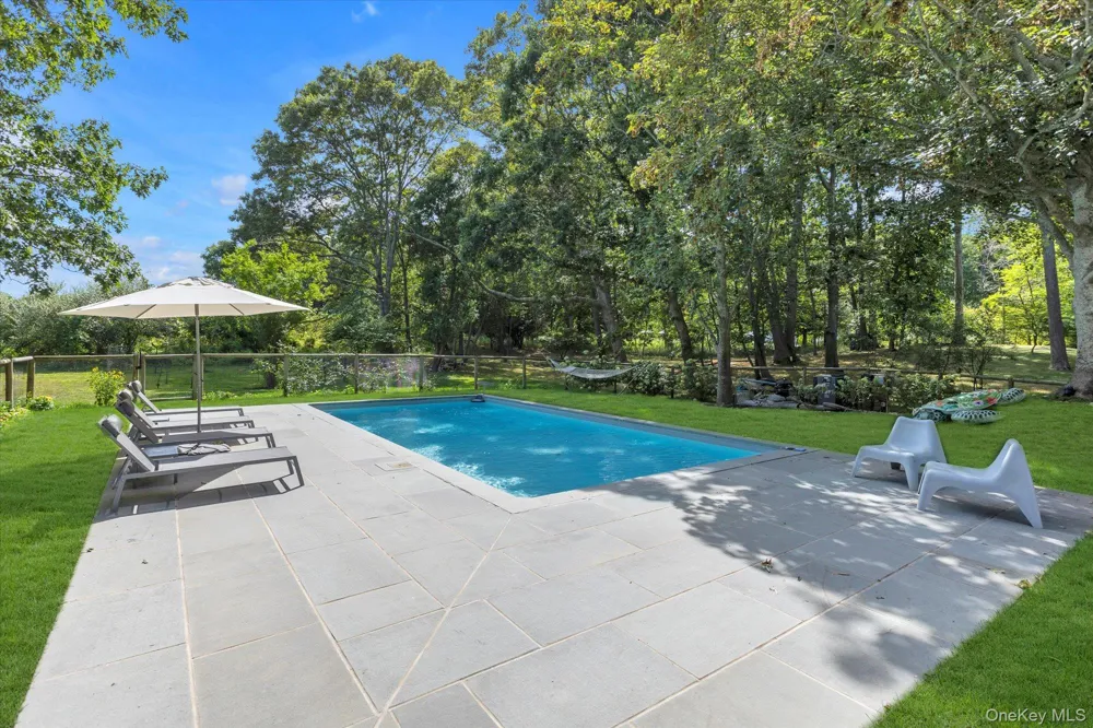 6710 Soundview Avenue Southold, NY 11971