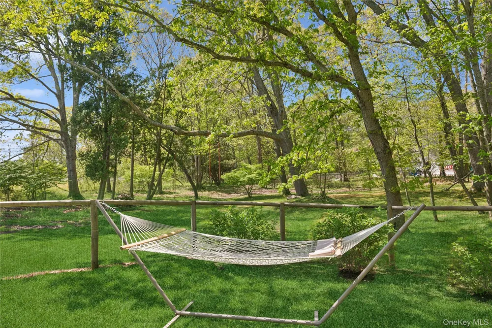 6710 Soundview Avenue Southold, NY 11971