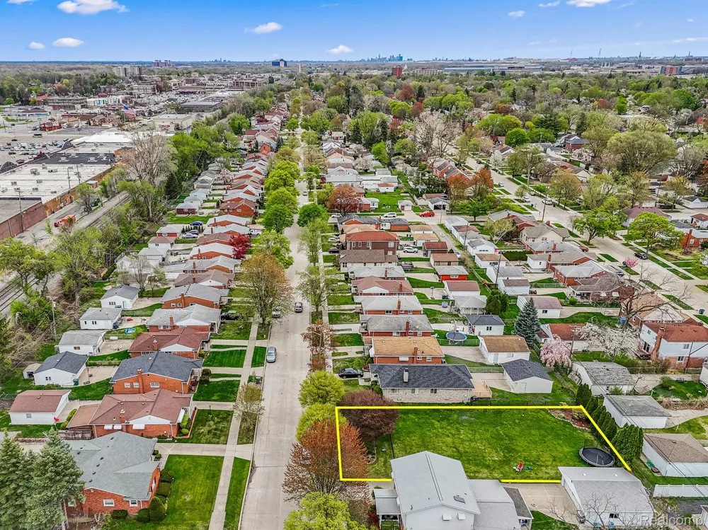 23323 PARK STREET Dearborn City, MI 48124