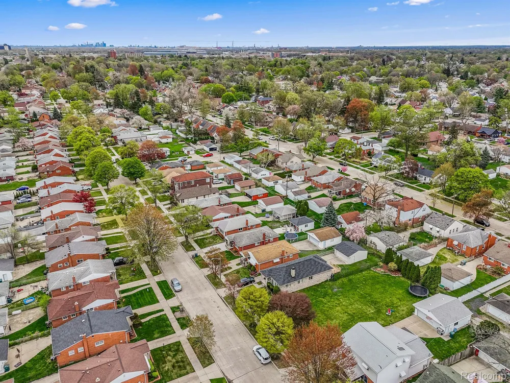 23323 PARK STREET Dearborn City, MI 48124