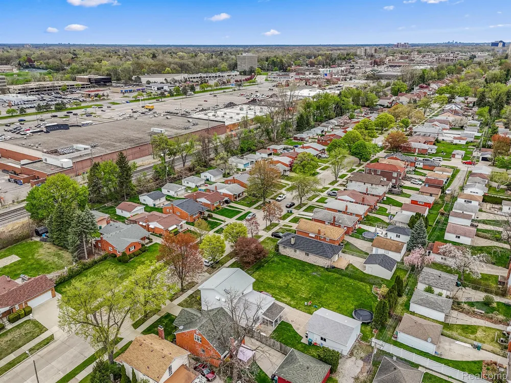 23323 PARK STREET Dearborn City, MI 48124