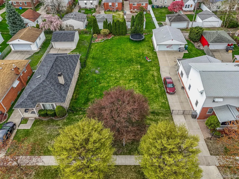 23323 PARK STREET Dearborn City, MI 48124