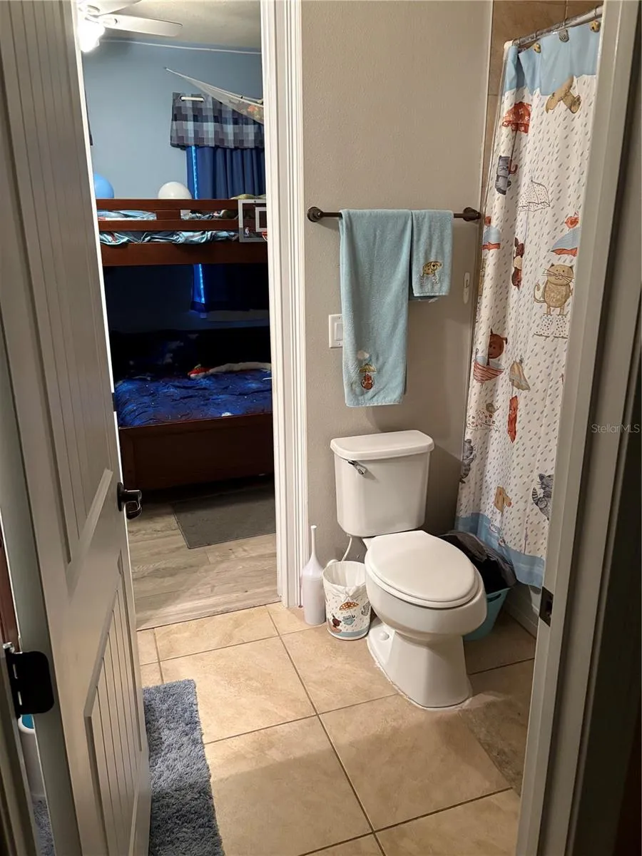 709 CALABRIA WAY Howey In The Hills, FL 34737