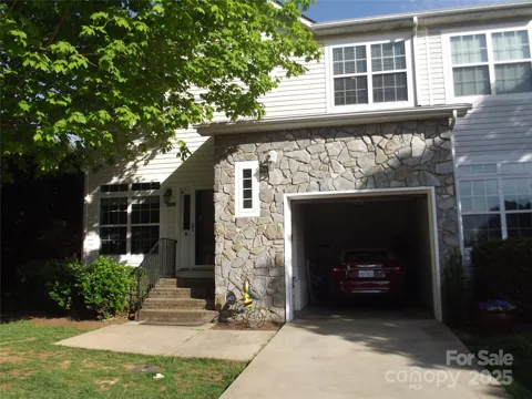 1502 Mulberry Ridge Drive #1