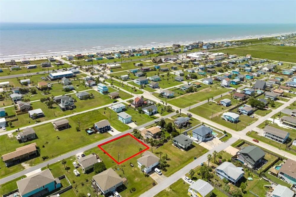 15 Lewis Scott Jamaica Beach, TX 77554