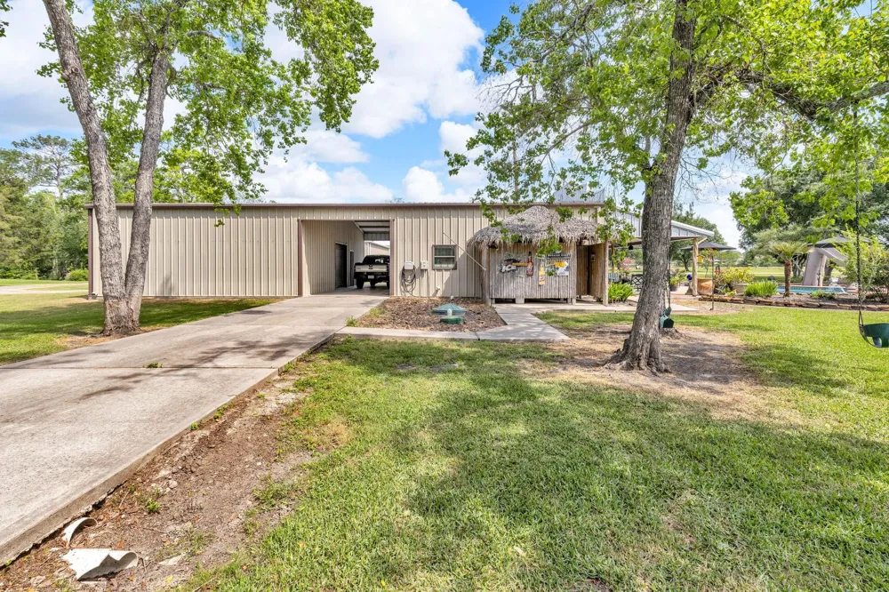 19019 Fm 2100 Road Crosby, TX 77532