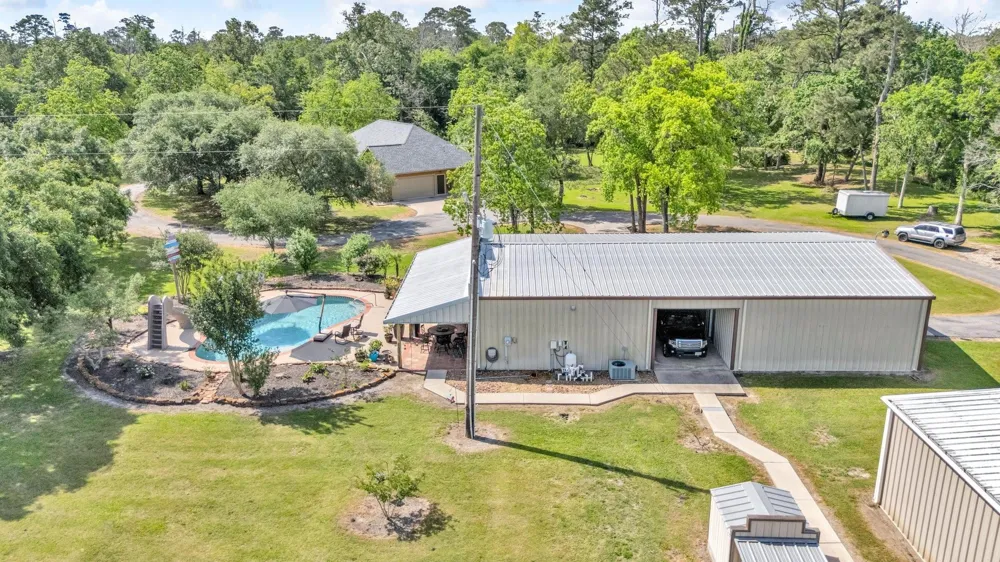19019 Fm 2100 Road Crosby, TX 77532