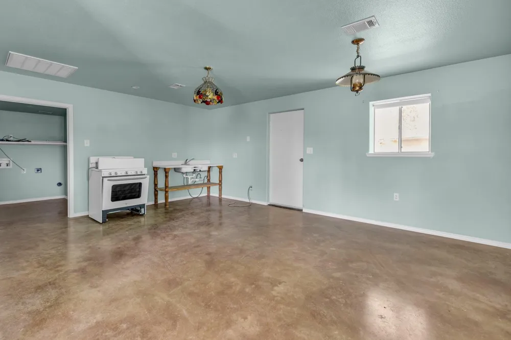 19019 Fm 2100 Road Crosby, TX 77532