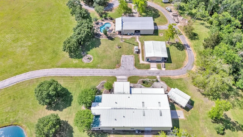 19019 Fm 2100 Road Crosby, TX 77532