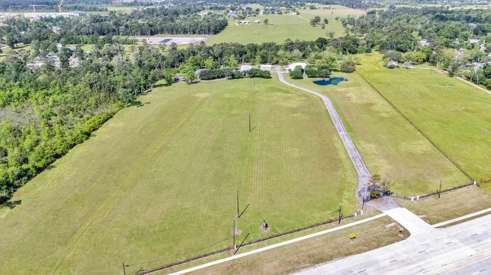 19019 Fm 2100 Road Crosby, TX 77532