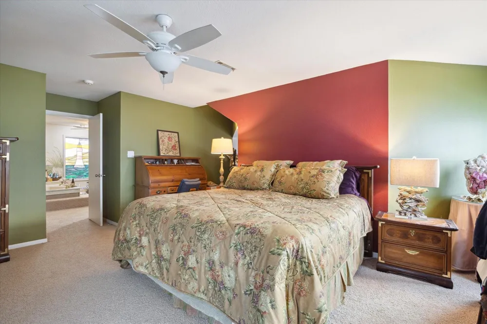 251 Isles End Road Tiki Island, TX 77554