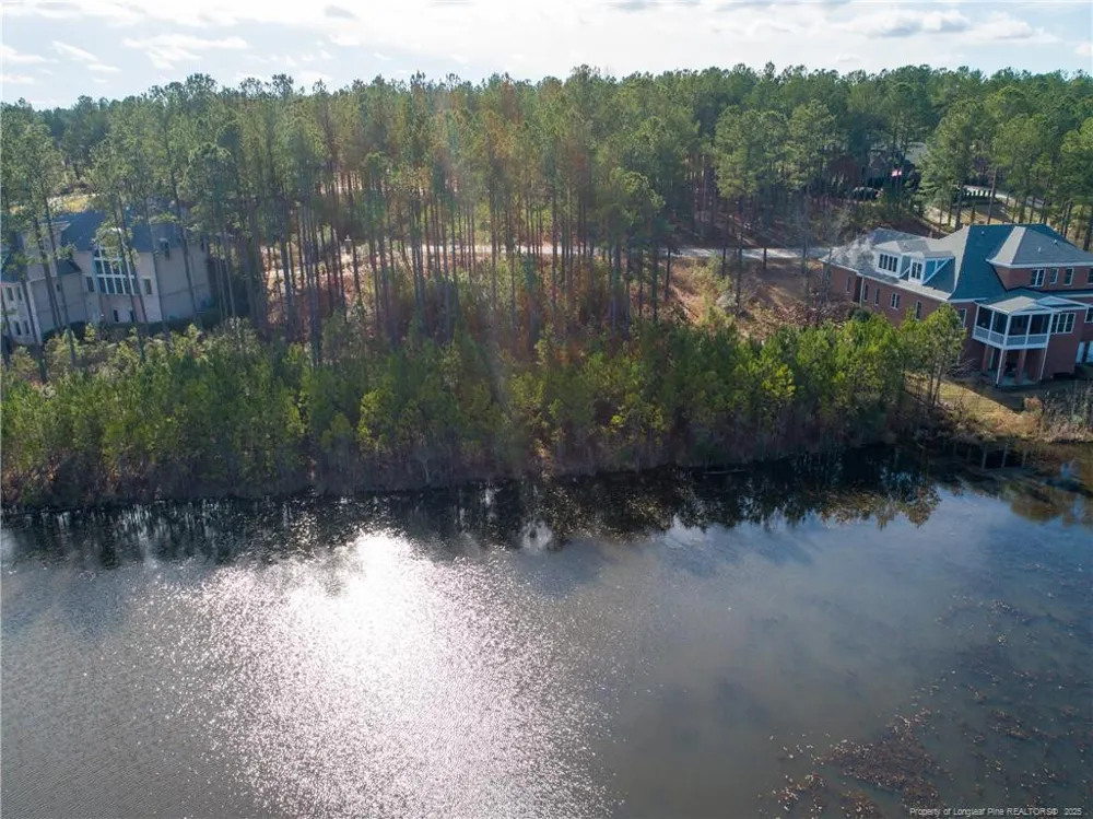 82 Broadlake (631) Lane Spring Lake, NC 28390
