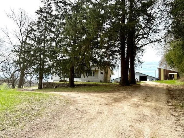 15497 Meiners Road Caledonia, MN 55921