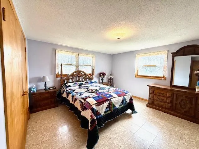 15497 Meiners Road Caledonia, MN 55921
