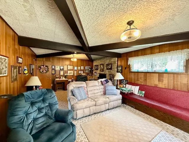 15497 Meiners Road Caledonia, MN 55921